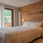 3 Apart-hotel