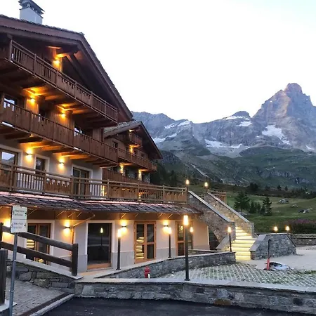 3 3* Breuil-Cervinia