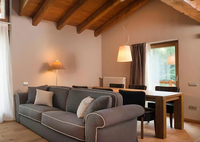 Ξενοδοχείο με διαμερίσματα 3 3*