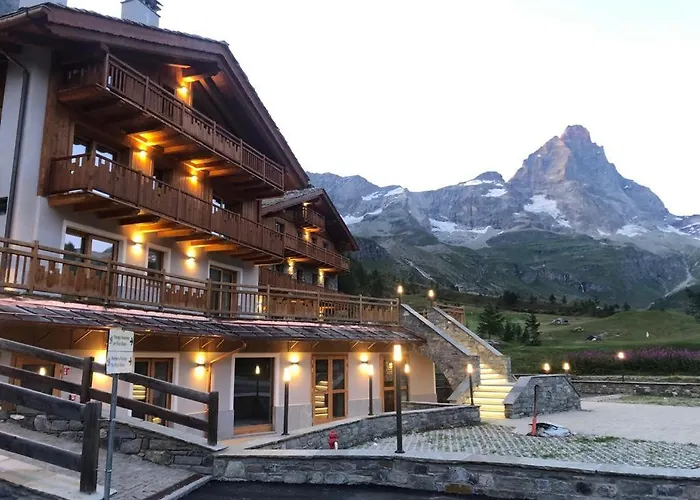 3 3* Breuil-Cervinia